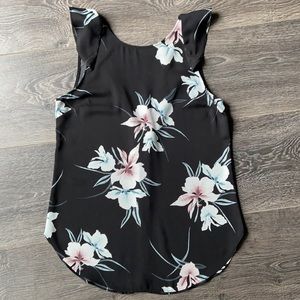 Dynamite tank top with v-neck back